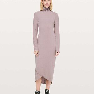 * NWT Lululemon Nai Dress SPRING LAB AMAZING Misty Mauve Size 4